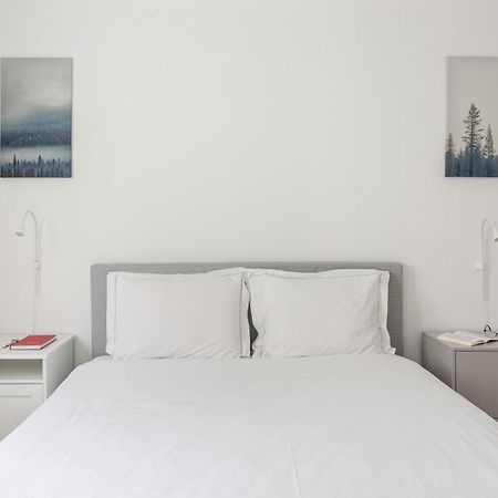 Joivy Minimalistic Apt W Patio In Principe Real Lisboa Exterior foto