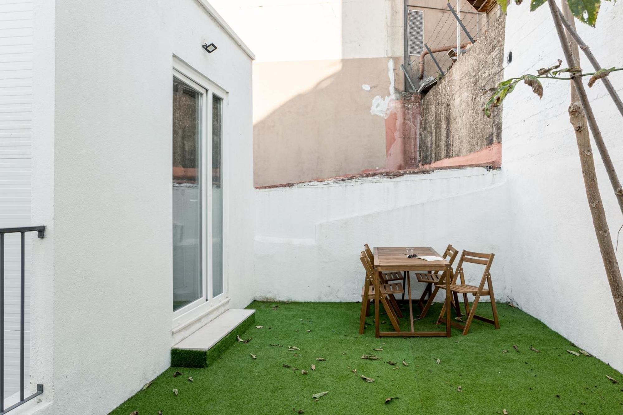 Joivy Minimalistic Apt W Patio In Principe Real Lisboa Exterior foto